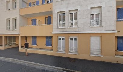 Lelong Elisabeth, Praticien de Médecine Alternative à Barbey