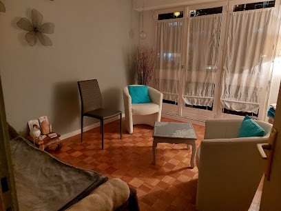 Sophrologue - Coach Pilates - Isabelle Poliakoff, Praticien de Médecine Alternative à Thiais