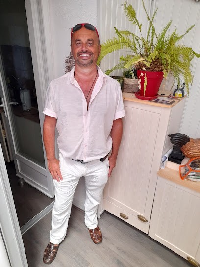 Alban Roussel- Vichy- Hypnothérapeute familial, Hypnothérapeute à Cusset