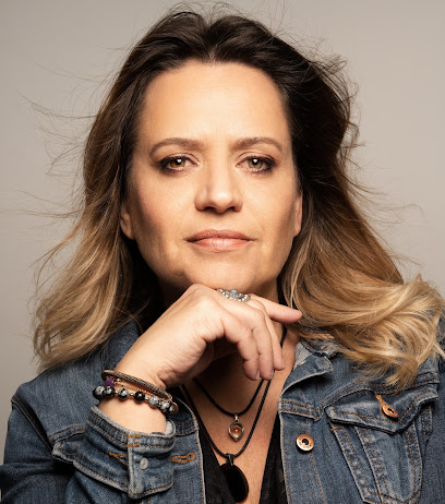 Karine Ouvrier-Buffet, Praticien De Médecine Alternative à Gap