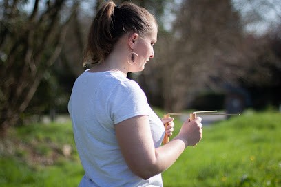 Lucie CAILLET - Énergéticienne - Géobiologue, Praticien de Médecine Alternative au Versoud