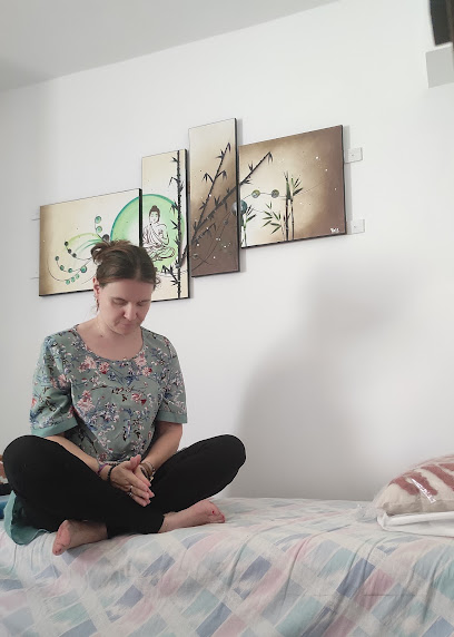 Marie-Laure Fourcade-Idot Praticien De Médecine Alternative aux Échelles