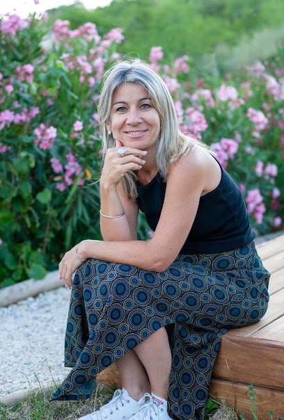 Laure Bernay Hypnose Emdr (StilBil) Thérapies Brèves Coaching Bilans De Compétences Bilans D'orientation, Hypnothérapeute à Saint-Julien-en-Saint-Alban