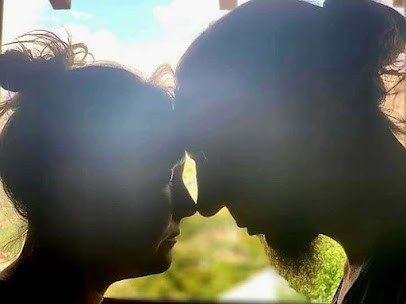 Sonia & Julien, Guérisseurs, Thérapeutes Holistiques (l'envol, Le Pas Vers La Guérison), Praticien de Médecine Alternative à Draguignan