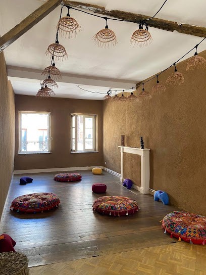 Le Centre où l’âme agit, Praticien de Médecine Alternative à Givet