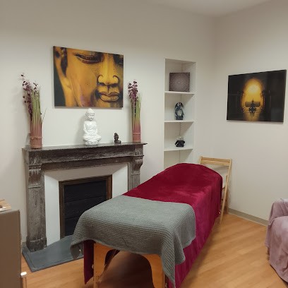 magnetiseur , coupeuse de feu le glouahec Marianne, Praticien de Médecine Alternative à Landerneau