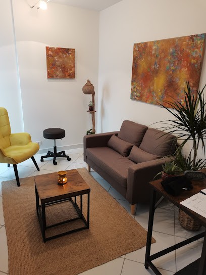 Sinda Lemague Thérapeute jura, Praticien de Médecine Alternative à Pont-de-Poitte