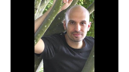 Yoann CONGIU - Praticien En Massage, Praticien de Médecine Alternative à Pacé