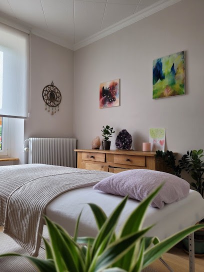 Ophélia Diebold - Sophrologue et Thérapeute Energétique, Praticien de Médecine Alternative à Saverne