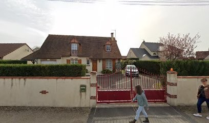 Etiopathe Karelle Perrault. Cabinet D'étiopathie Orléans, Praticien de Médecine Alternative à Chécy