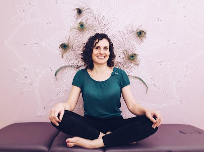 Flore Puig - Flore De Vie, Therapist Medium Énergéticienne, Praticien de Médecine Alternative à Istres