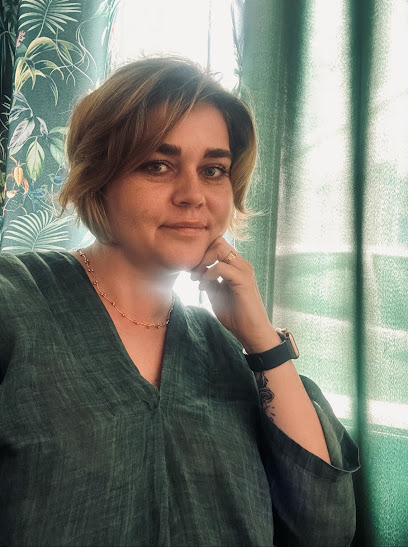 Yulia Pivnev Naturopathe Praticien De Médecine Alternative à Castelnaudary
