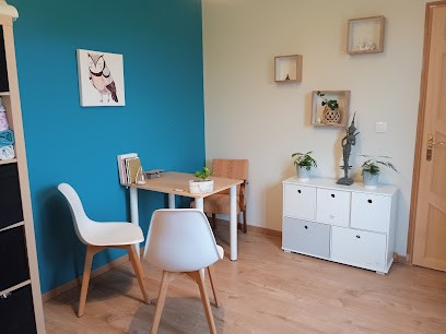 Magnétiseur Reims Myriam Anauël, Praticien de Médecine Alternative à Thillois