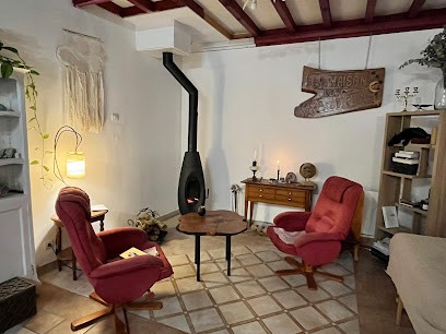 Sylvie LHERMET, Thérapeuthe énergeticienne, Magnetiseur Et Canal, Praticien de Médecine Alternative à Saint-Maurice-de-Beynost