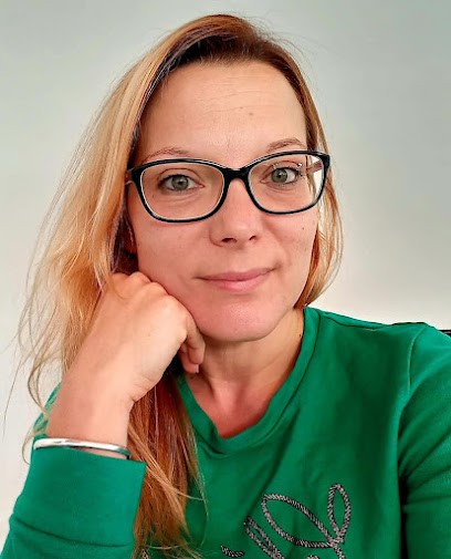 Aline Apolinario Thérapeute Holistique - Soins énergétiques- Sophrologue, Praticien de Médecine Alternative à Péaule