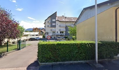 Maëline Parent - Remedial Massage And Reflexology, Praticien de Médecine Alternative à Thonon-les-Bains