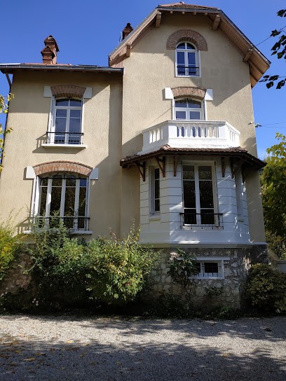 Isabelle Viallet Sophrologue, Praticien de Médecine Alternative à Voiron