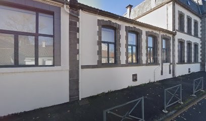 Virginie Chalmet, Praticien de Médecine Alternative aux Martres-de-Veyre