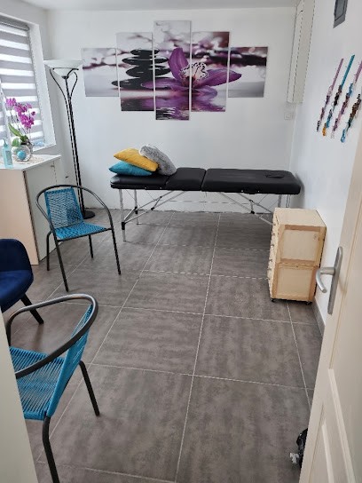 Olivia Lenoir Hypnothérapeute, magnétiseur, soins énergétiques LaHoChi, massage des 5 Continents, Wingles Pas de Calais, Hypnothérapeute à Wingles