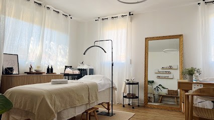 Audrey Erre Le Cabinet Bien-être & Beauté : Sophrologue & Thérapeute en Drainage Lymphatique Renata França Perpignan, Praticien de Médecine Alternative à Cabestany