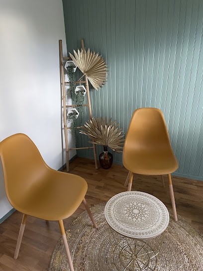 Charlotte Frigard - Hypnothérapeute - coach de vie - consultante en parentalité, Hypnothérapeute à Roissy-en-Brie