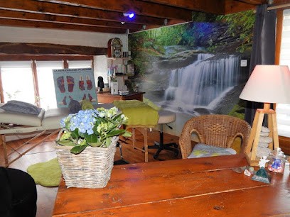 Reflexologue, Liberation des tensions/ Reboutement, Auriculothérapie, PNL hypnose Praticien certifié..Isabelle POUGNET, Réflexologue à Chaméane