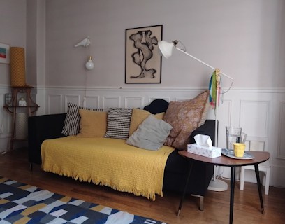 Flore ZEISZ - Hypnothérapeute Certifiée - Sophrologue Certifiée RNCP -, Praticien de Médecine Alternative à Maisons-Laffitte