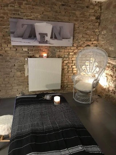 Sandrine Del Pin - Chi Nei Tsang - Réflexologie Plantaire - Massage Ayurvédique Abhyanga-massage Plantaire Au Bol Kanzu, Réflexologue à Obernai