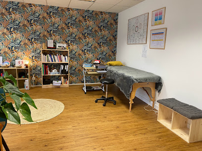 Emilie Lecompte Kinésiologue Certifiée Quimper, Praticien De Médecine Alternative à Quimper