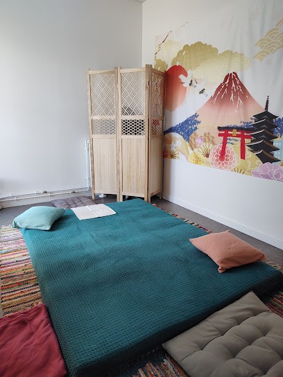 Shiatsu: Lydie Rault-Le Guennec-, Praticien de Médecine Alternative à Gruchet-le-Valasse