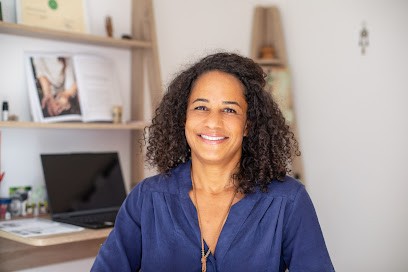 Aïda KAKPO - Naturopathe, Praticien de Médecine Alternative à La Londe-les-Maures