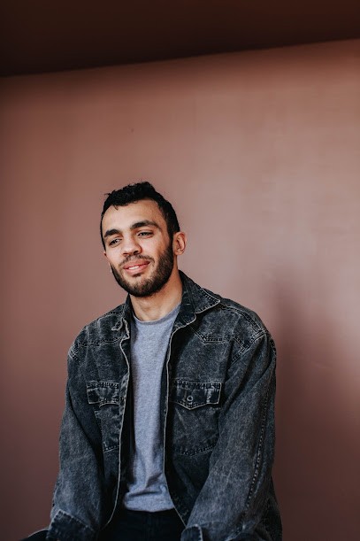 Hypnothérapeute à domicile - Cabinet d'Hypnose Ericksonienne - Kamel DAMENE Maitre Praticien, Hypnothérapeute à Nailloux