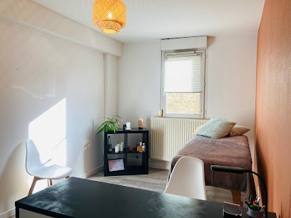 Tiffany Courtois - Praticienne RESC, Praticien de Médecine Alternative à Condrieu