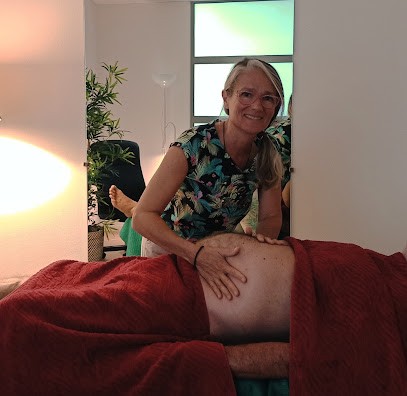 Marie Murgante Energéticienne Magnétiseuse, Praticienne Tchi Nei Tsang, Praticien de Médecine Alternative à Rothau