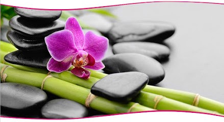 Nadia Cavarec, Praticien de Médecine Alternative à Saint-Carné