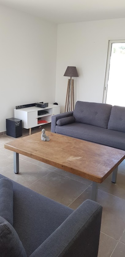 SOPHROLOGUE GROGNIARD DANIELLA, Praticien de Médecine Alternative à Fay-le-Clos