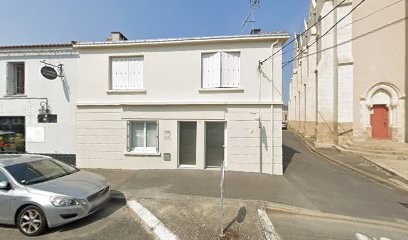 POTTIER LAURENCE Réflexologie plantaire, émotionnelle, amérindienne. Soins énergétiques. Naturopathie, Réflexologue à Chaumes-en-Retz