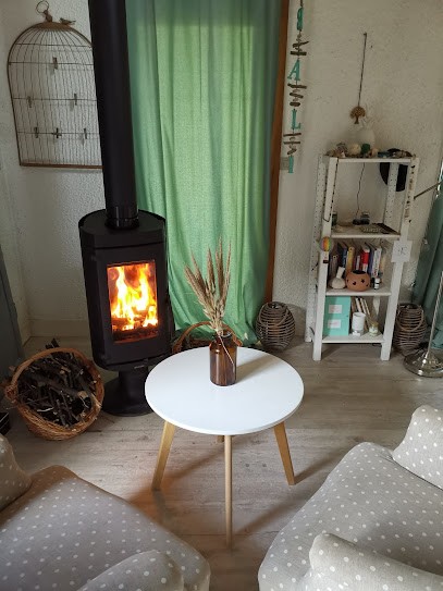 Constance Garand Énergéticienne/Énergithérapeute., Praticien de Médecine Alternative à Médan