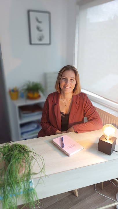 Marlène Guinoiseau, Sophrologue Certifiée Rncp Praticien De Médecine Alternative à Laval