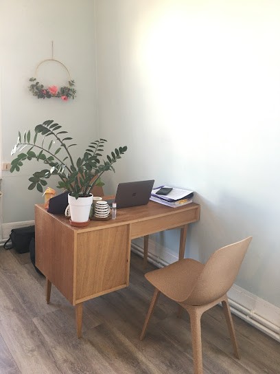 Catherine Hervé, Praticien de Médecine Alternative à Joinville-le-Pont