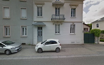 Marina Néraud sur Oyonnax ; Deuil, arrêt du tabac, stress. Réflexologie plantaire, crânienne et soins énergétiques., Praticien de Médecine Alternative à Oyonnax