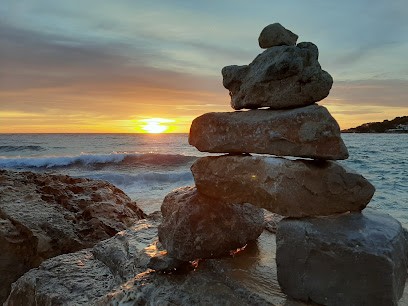 Bénédicte Énergie EI - Magnétisme - Coupeuse De Feu, Praticien de Médecine Alternative à La Cadière-d'Azur