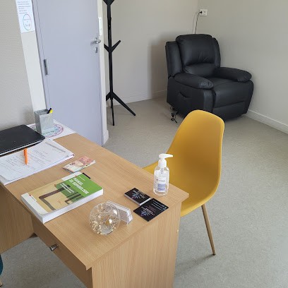 Marie MORNET Sophrologue, Praticien de Médecine Alternative à Vaiges