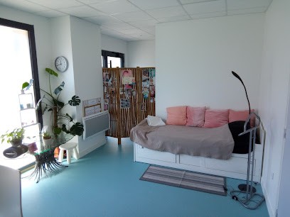 Hypnose 93 - Julie Yaguiyan, Hypnothérapeute à Drancy