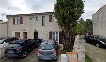 Nela Nature, Réflexologue à Périgny