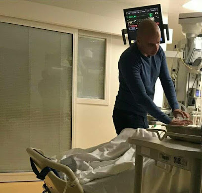 Jérémy Coupe - Thérapeute - Magnétiseur - Médium -, Praticien De Médecine Alternative à Toulon