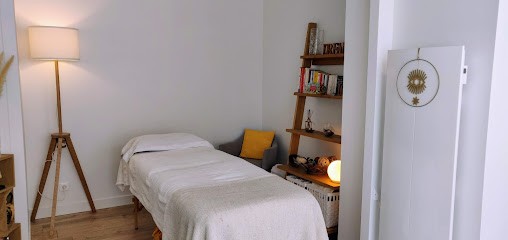 Isabelle Bulourde - Thérapeute énergéticienne médium (guidance, soins énergétiques, ateliers), Praticien de Médecine Alternative à Cesson-Sévigné