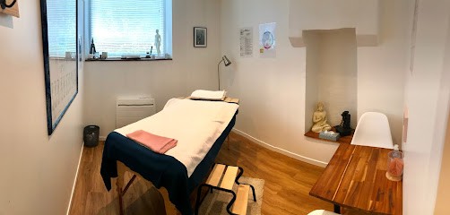 Anne Sophie Rouillet - Thérapie Traditionnelle Chinoise, Praticien de Médecine Alternative à Quimper