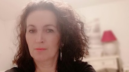 Corinne Martin, Praticien de Médecine Alternative à Labatut