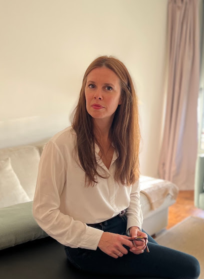 Juliette Gayet-Montoro, Praticien De Médecine Alternative à Paris 17